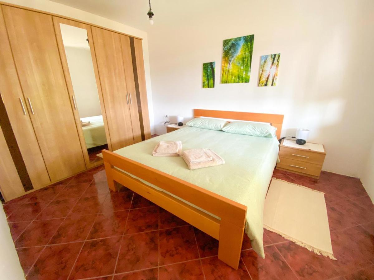 Apartment Moon Pobegi Bagian luar foto